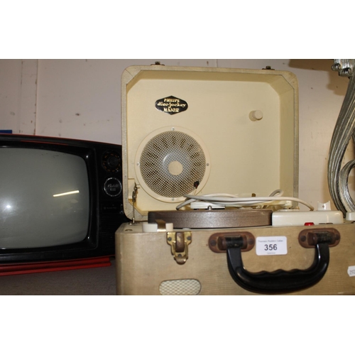 356 - Sanyo vintage TV and a Philips portable record player.