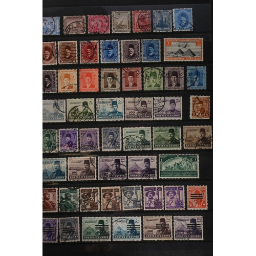 467 - World stamp collection held in thirteen albums and stockbooks, mostly 20th century used to include G... 