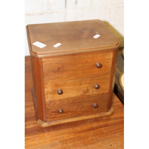 614A - Specimen chest of three drawers.