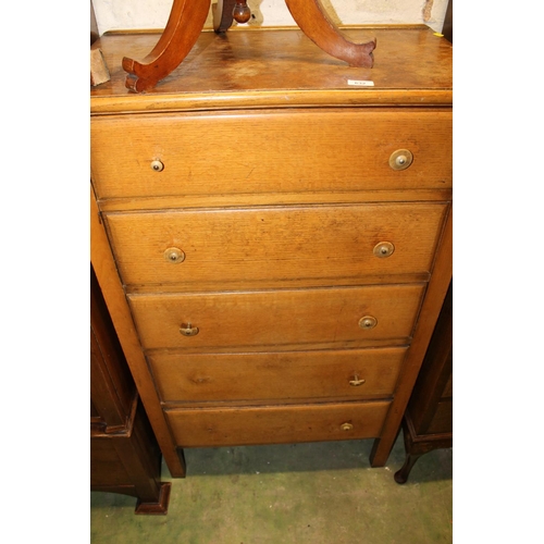 632 - 1930s oak tallboy of five drawers, 123cm x 71cm x 40cm.