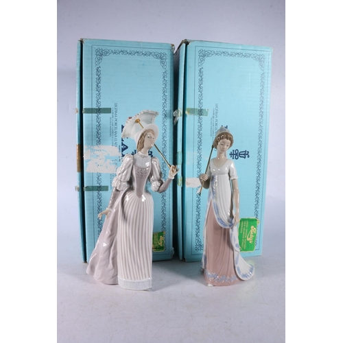 175 - Lladro porcelain figurine 5324 English Lady (Damita Inglesa), 28cm tall, boxed and another 5322 (Dam... 