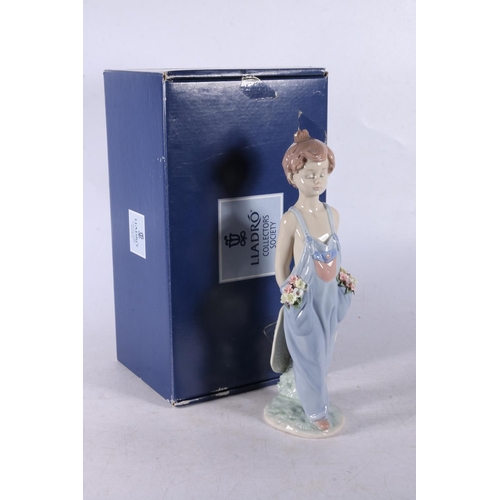 176 - Lladro porcelain figurine 07650 Pocket Full of Wishes (Son Para Ti), 25cm tall, boxed, in Lladro Col... 