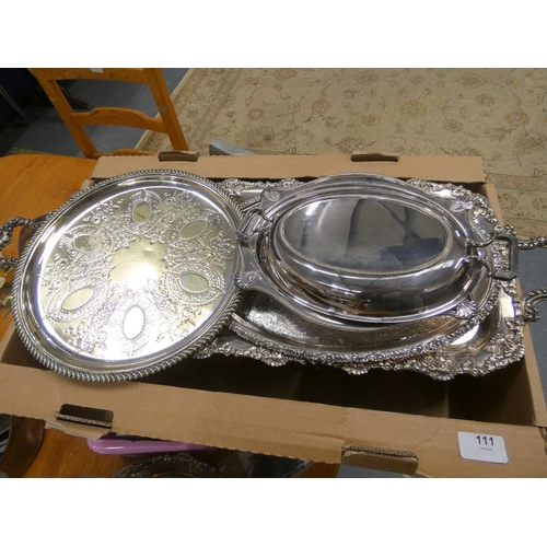 111 - Large collection of epns salvers and serving trays.