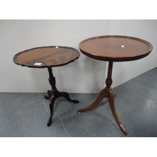 325 - Mahogany occasional table on tripod supports and another.  (2)