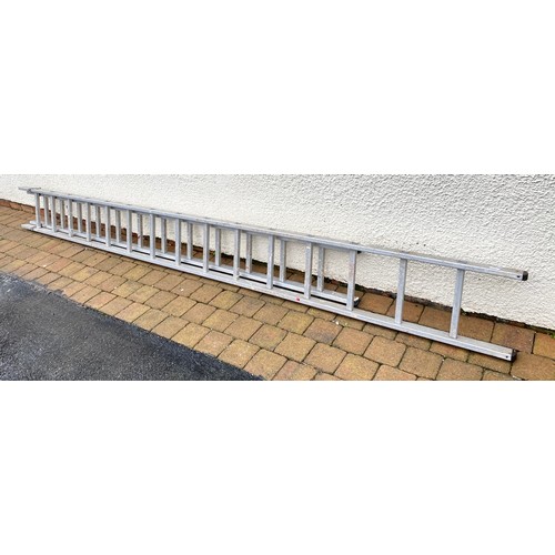 503 - Large set of ladders