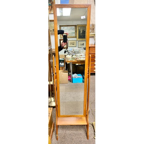 540 - Cheval mirror, mirror height: 125cm