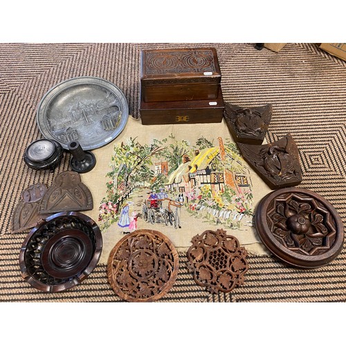 380 - Various decorative wooden plaques, pewter wall plate depicting the Vatican, marquetry wooden box, et... 