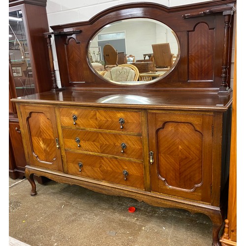 632 - Large mirrored back mahogany sideboard, 183 x 177 x 62 cm