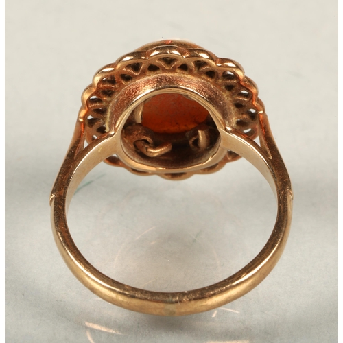 73 - 9ct gold cameo ring