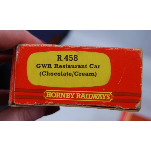 278 - Group of Hornby OO gauge scale models to include R.929 BR coach brake second, R.430 57 brake 3rd, R2... 