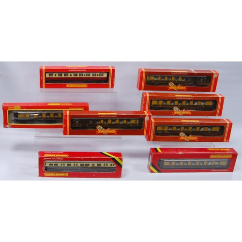 279 - Group of Hornby OO gauge scale models to include R.229 Lucille Pullman car, R.233 Pullman coach brak... 