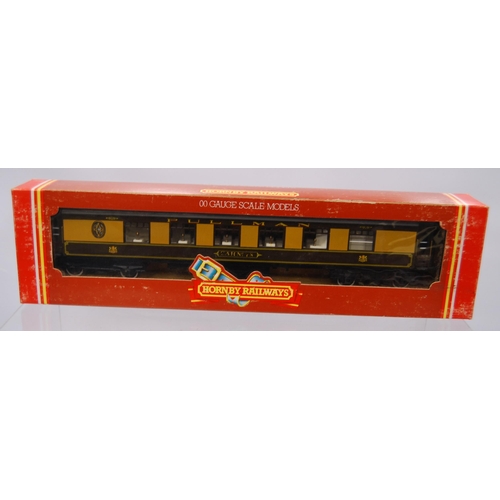 279 - Group of Hornby OO gauge scale models to include R.229 Lucille Pullman car, R.233 Pullman coach brak... 