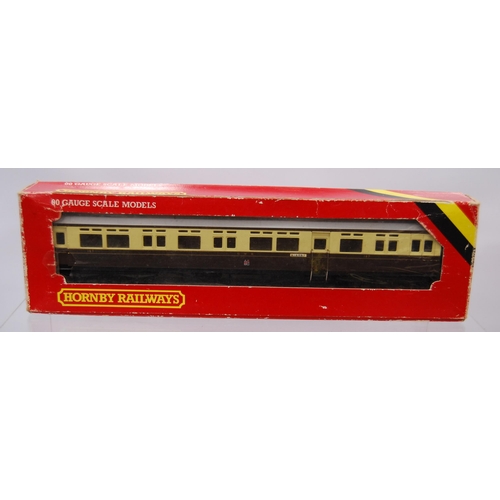 279 - Group of Hornby OO gauge scale models to include R.229 Lucille Pullman car, R.233 Pullman coach brak... 