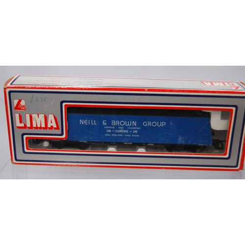 285 - Group of Lima OO gauge coaches and tenders to include 30 5326, 305647W, 302913W, 305659W, 305663W, 3... 