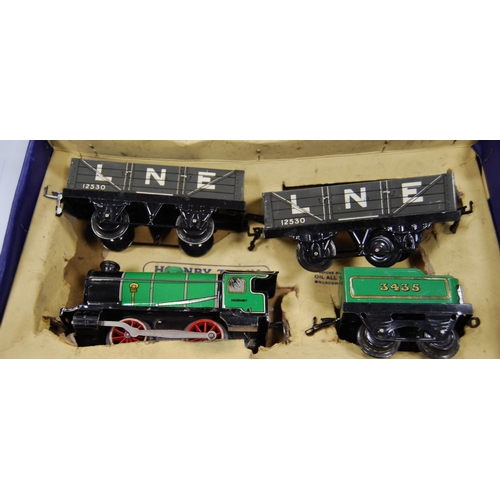 287 - Hornby Mainline Steam boxed OO gauge electric train set, R1032, contains the Class B12 locomotive an... 