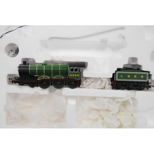 287 - Hornby Mainline Steam boxed OO gauge electric train set, R1032, contains the Class B12 locomotive an... 