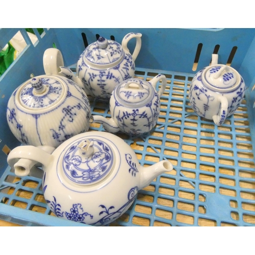 240 - Various blue & white teapots.