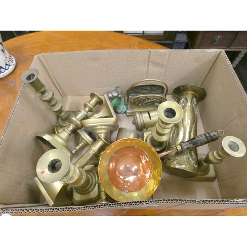 271 - Large box of vintage brass ware to include candlesticks.