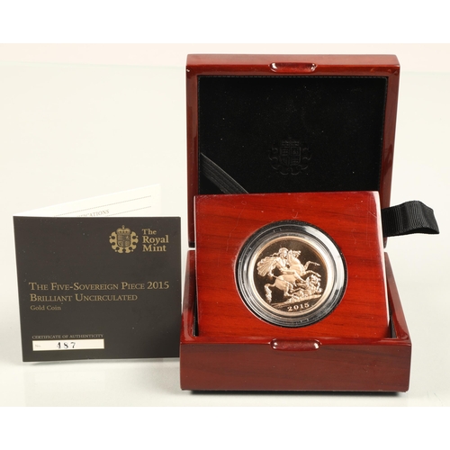 139 - The Royal Mint. The Five-Sovereign Piece 2015 Brilliant uncirculated Gold Proof coin, with certifica... 