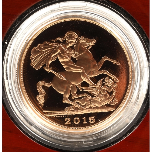 139 - The Royal Mint. The Five-Sovereign Piece 2015 Brilliant uncirculated Gold Proof coin, with certifica... 