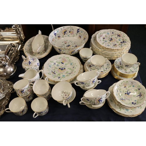 71 - Comprehensive Coalport Fanfare dinner service.