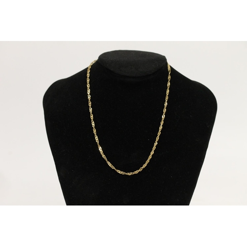 537 - 9ct gold twisted link necklace, 4.2g