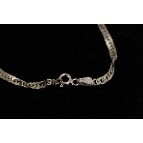 537 - 9ct gold twisted link necklace, 4.2g