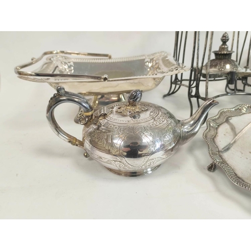 86 - Old Sheffield plated epergne stand, an oval entrée dish and various other items.