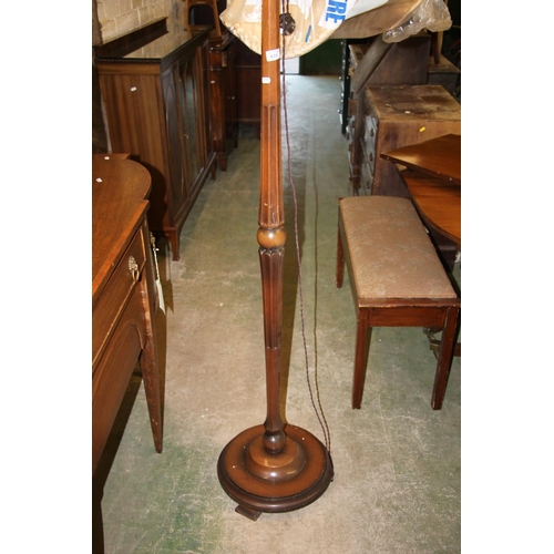 631 - Mahogany standard floor lamp, 195cm to top of shade.