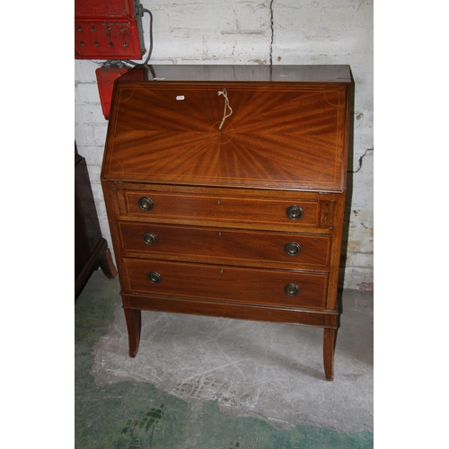 642 - Edwardian cross-banded mahogany bureau with satinwood inlay.