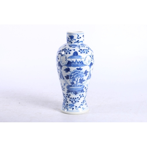 254 - Chinese baluster vase decorated in underglaze blue, 18cm high.