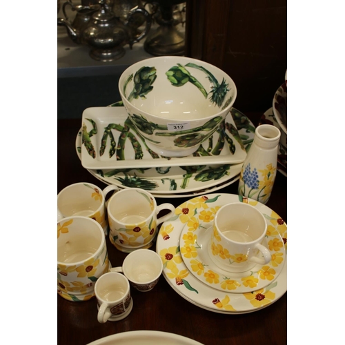 312 - Emma Bridgewater Pottery Asparagus design to include a bowl and serving plates, along with Yellow Fl... 