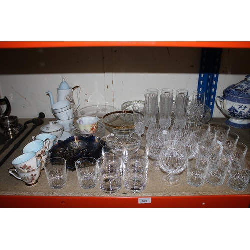 399 - Glassware to include champagne flutes, tumblers, carnival glass, a Ridgeway part teaset, etc.