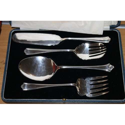 413 - Silver-plate to include a dessert set, a ladle, a toddy ladle, etc.