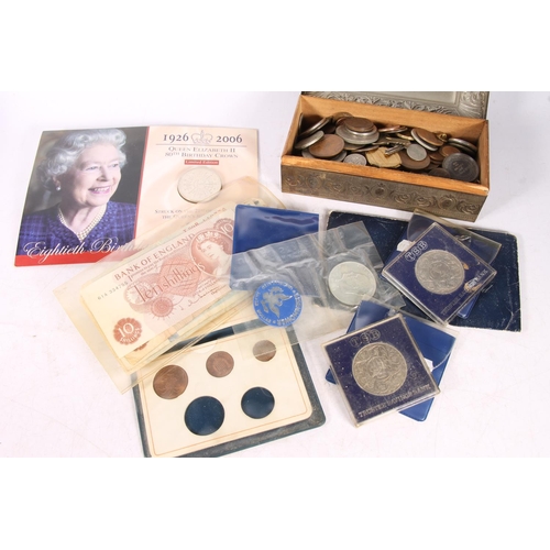 481 - USA Eisenhower silver dollar 1971, GB crown 2006, Royal Bank of Scotland and other banknotes and a b... 