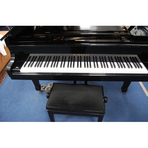 257 - K. Kawai black lacquered grand piano, model KG-2C, c. 1970s, serial no. 1062299, approximately 6ft, ... 