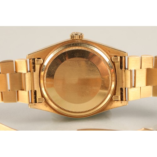 116 - Rolex Oyster Perpetual Day-Date 18k gold Gentleman's wrist watch. Gold coloured dial with Diamond ho... 