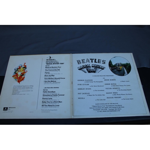 1637 - Beatles Magical Mystery Tour with 24 page colour booklet on Parlophone, matrix YEX 960-1, YEX 959-1.