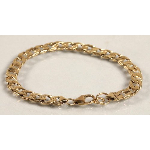 63 - 9ct gold bracelet, 9.5g