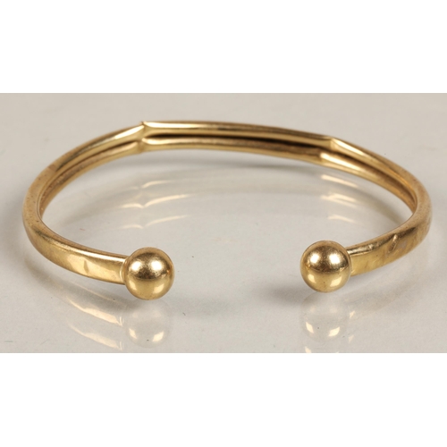 65 - 9ct gold torque bangle (split in middle), 4.4g