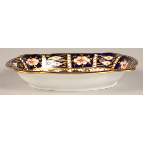 9 - Royal Crown Derby dish, 18.5cm