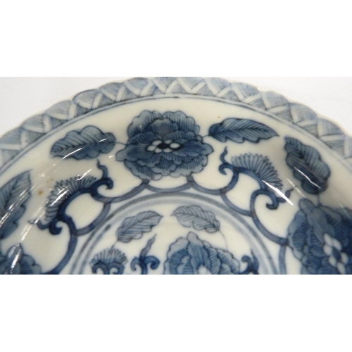 204 - Three Chinese Kraak porcelain shallow blue and white dishes (Kangxi), c. early 18th century, undergl... 