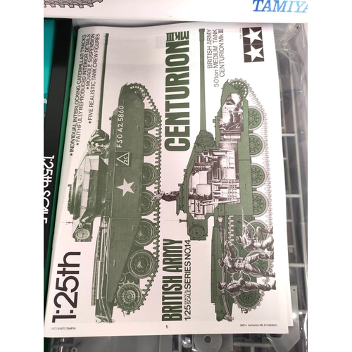 107 - Tamiya. 1:25 scale British Army Centurion MKIII Tank construction kit. 30614-7000