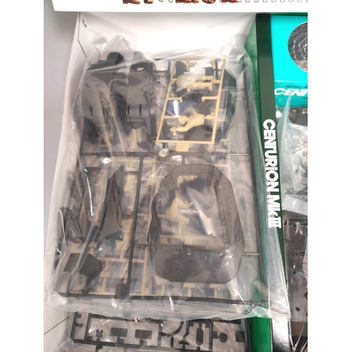 107 - Tamiya. 1:25 scale British Army Centurion MKIII Tank construction kit. 30614-7000