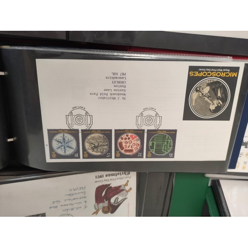 409 - Box containing a large quantity of presentation packs and first day covers dating from the 1960s-90s... 