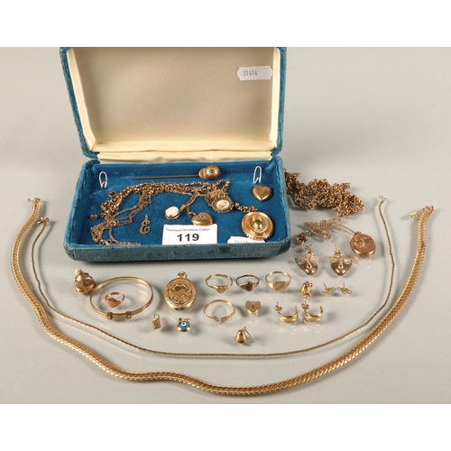 119 - Assortment of gold and white metal jewellery, total weight93.8 grams