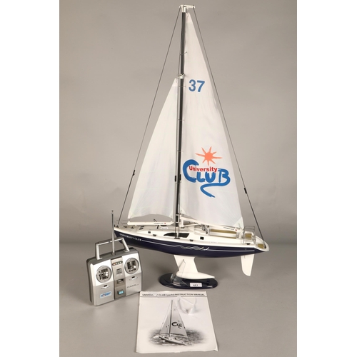 481 - University club model yacht with remote control