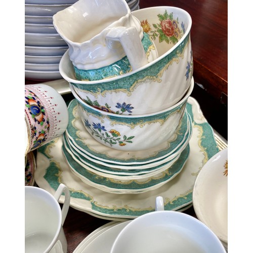 288 - Assorted Susie Cooper teacups and saucers, Royal Doulton part tea service, crystal bowl, etc