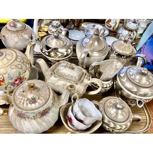 286 - Assorted teaware to include Sadler, Royal Winton, Roslyn, etc