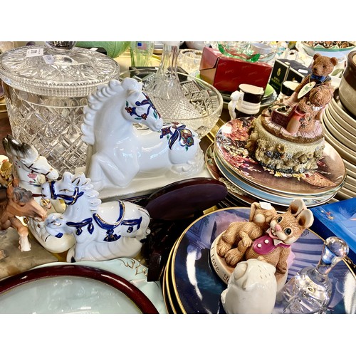 271 - Decorative horse figures, various decorative plates, Cinderella box, etc